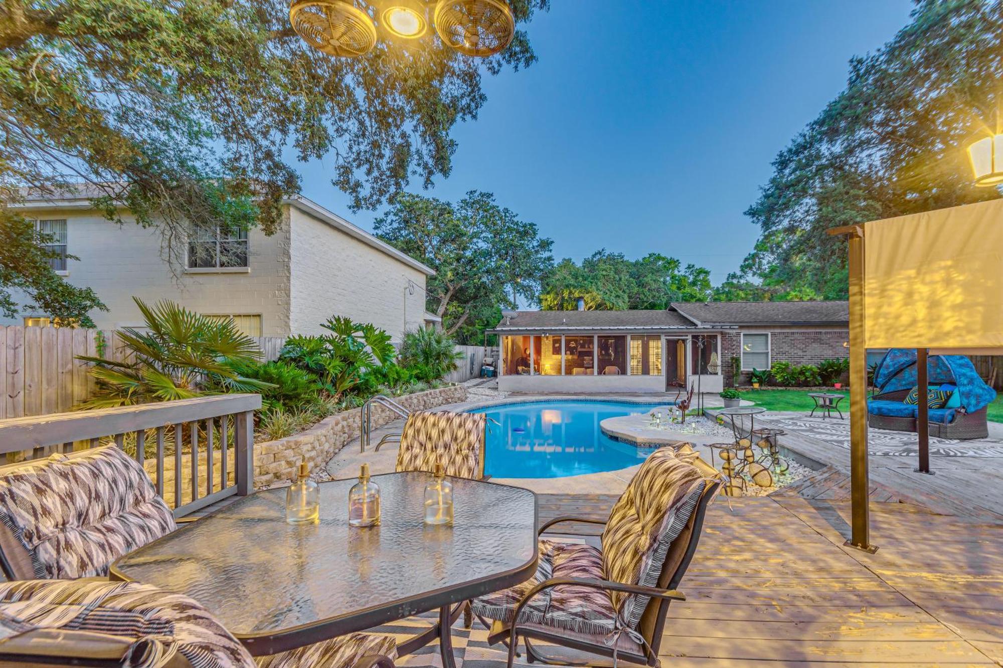 Walton With Pool 5 Mi To Beach! * Fort Walton Beach