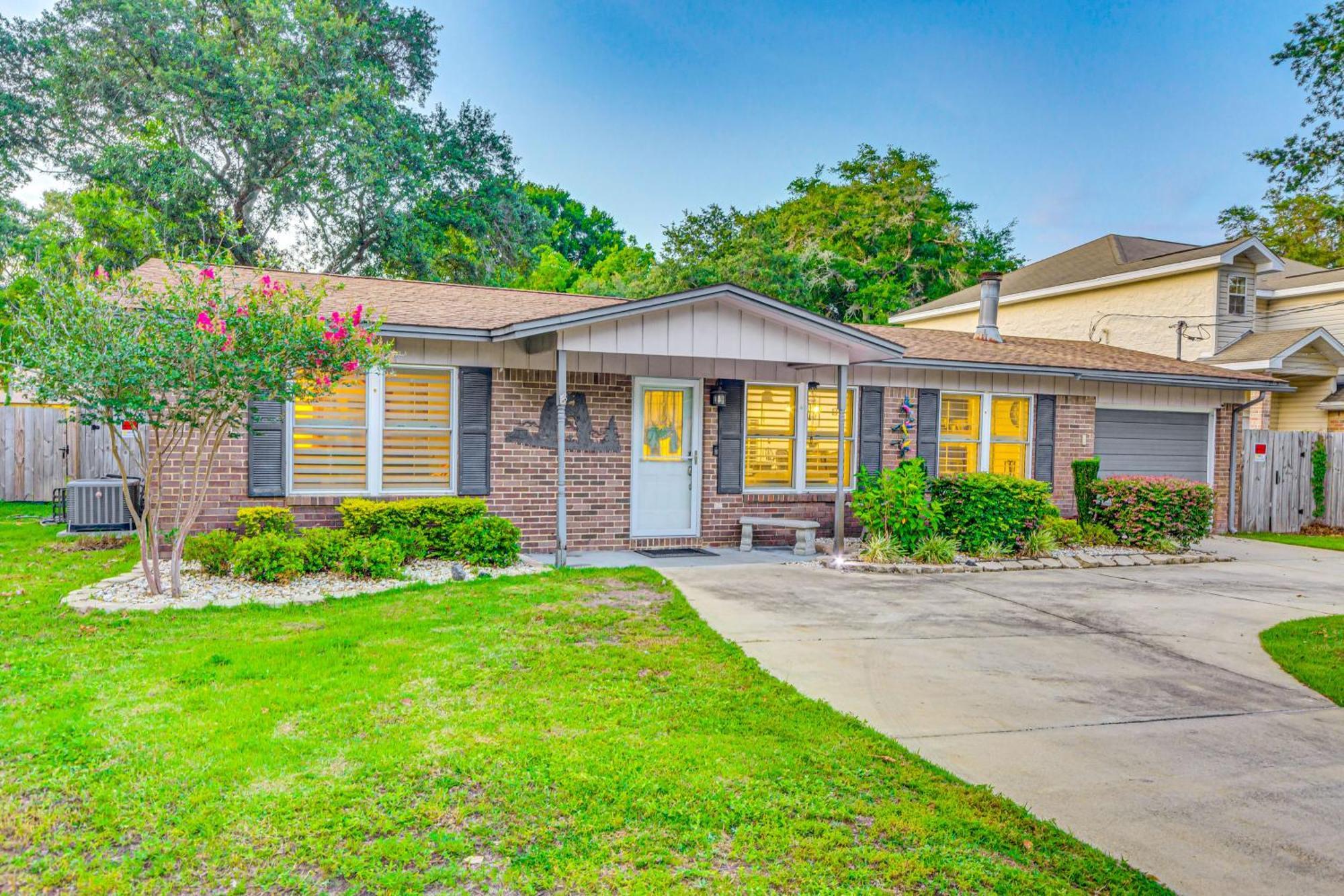 Walton With Pool 5 Mi To Beach! Holiday home Fort Walton Beach