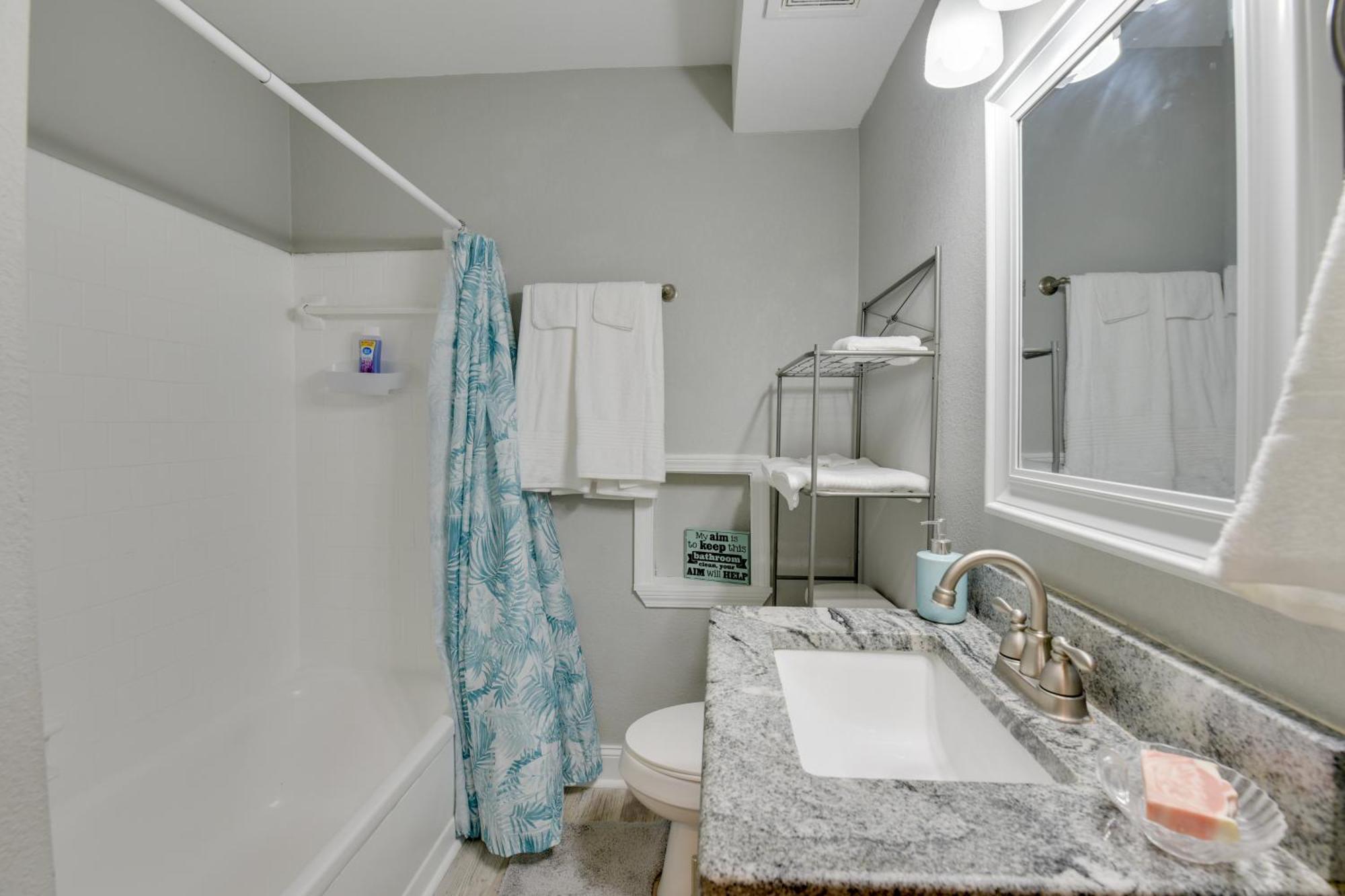 Walton Vacation With Private Pool! Holiday home