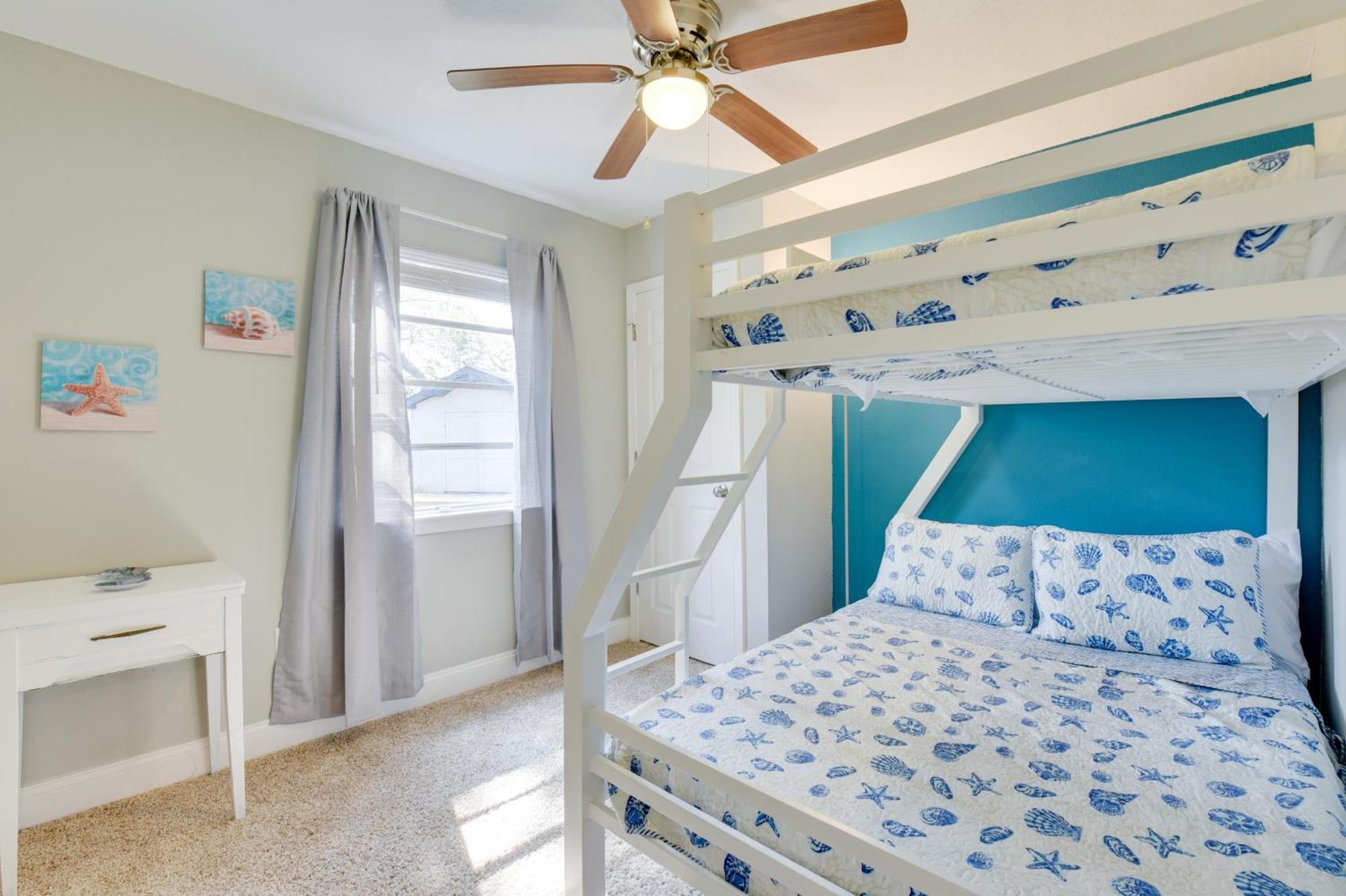 Walton Vacation With Private Pool! Holiday home