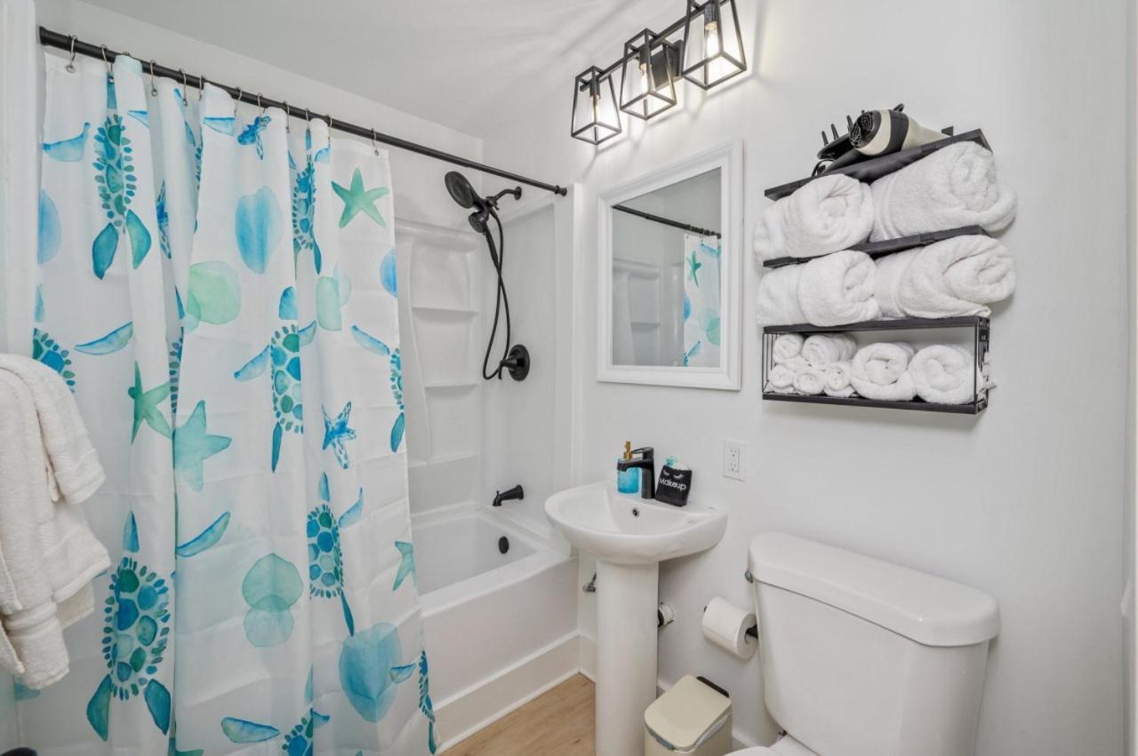 Beachfront With Pool Access Bluefish 6 *
