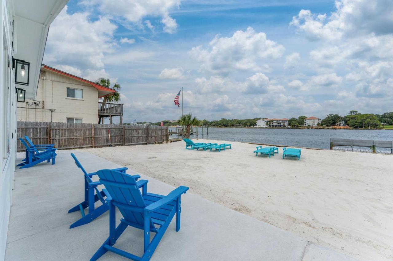 Beachfront With Pool Access Bluefish 6 *