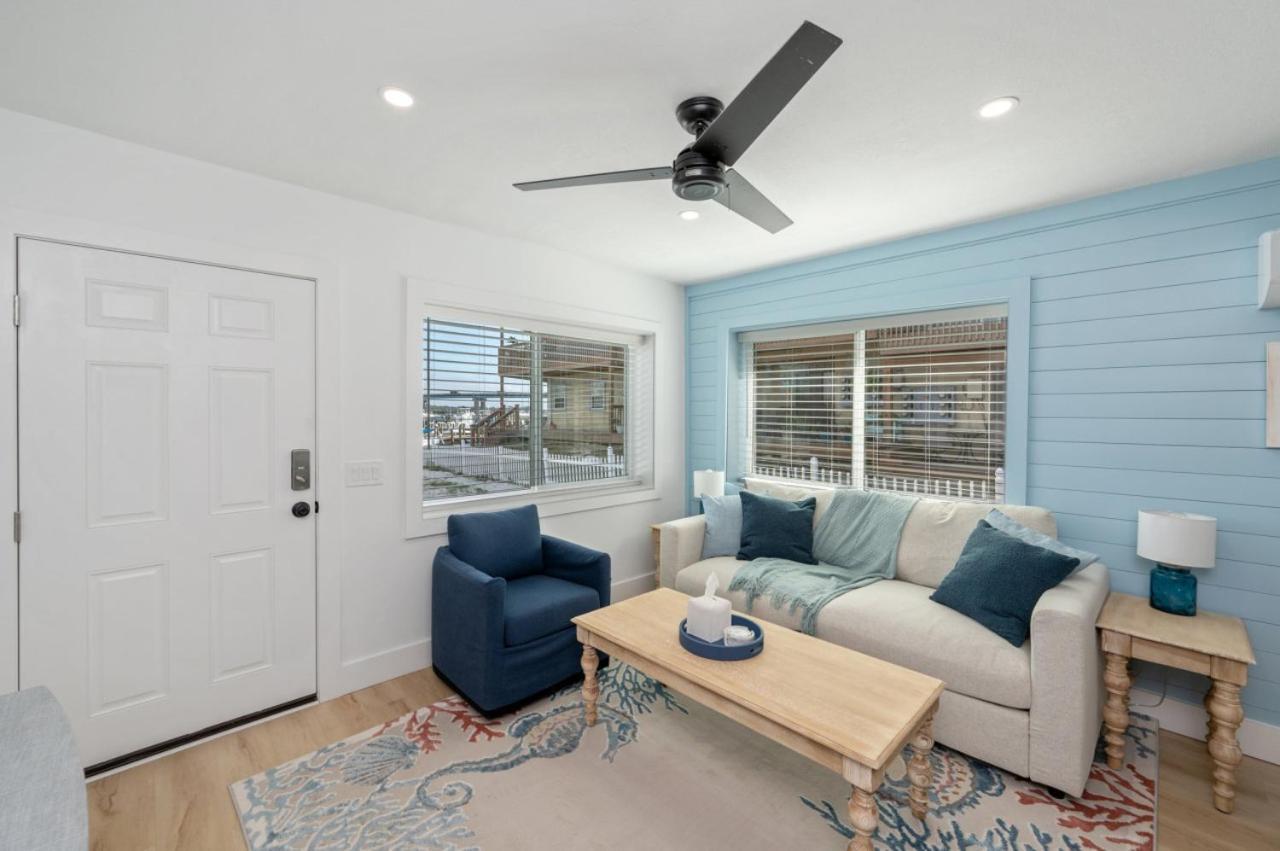 Beachfront With Pool Access Bluefish 6