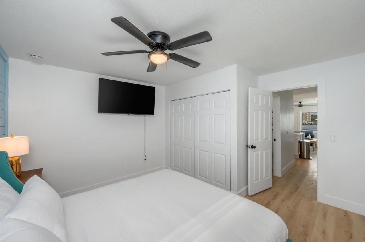 Beachfront With Pool Access Bluefish 6 Apartment Fort Walton Beach