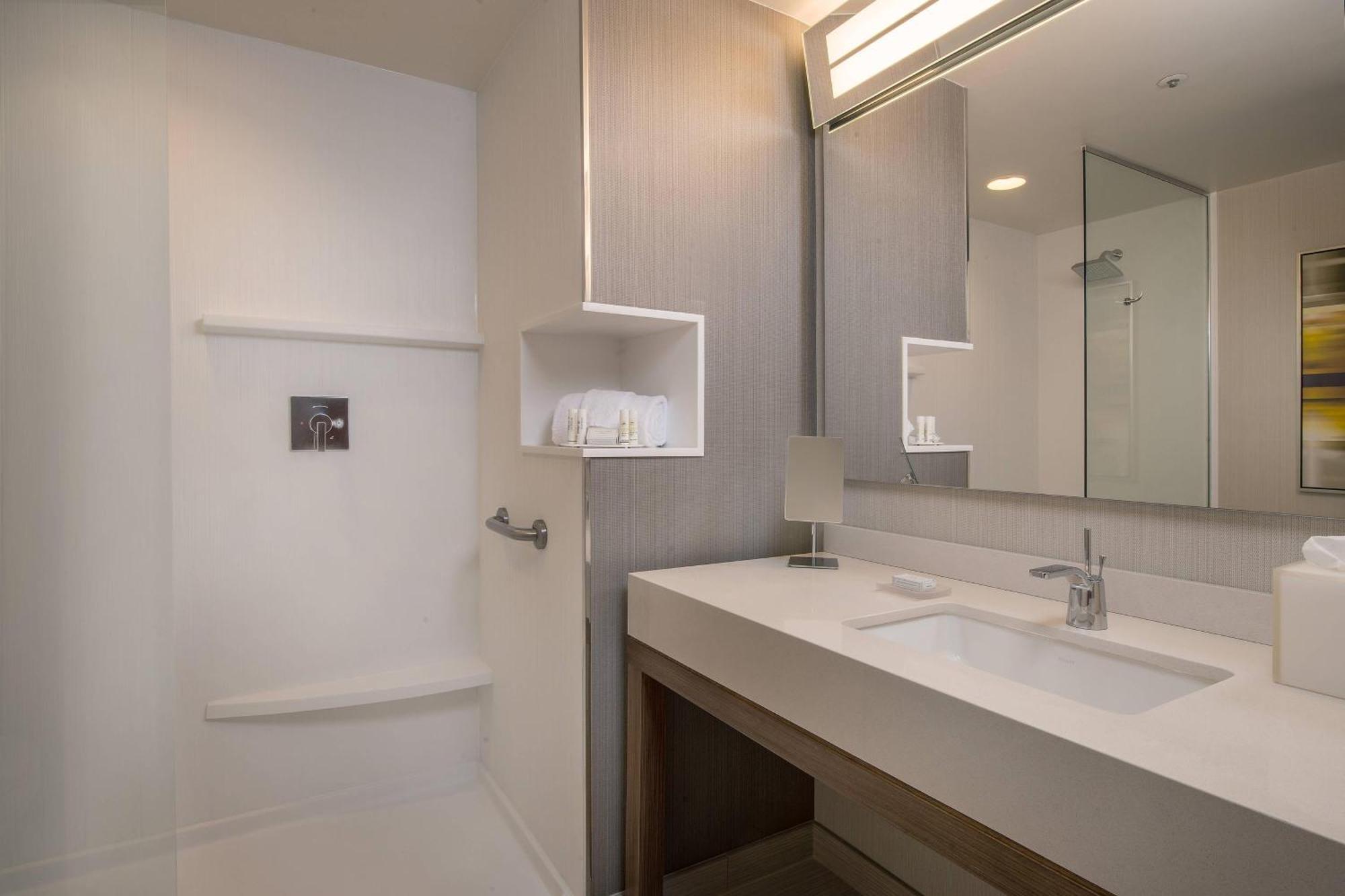Hotel Courtyard By Marriott Walton Beach-west Destin 3*