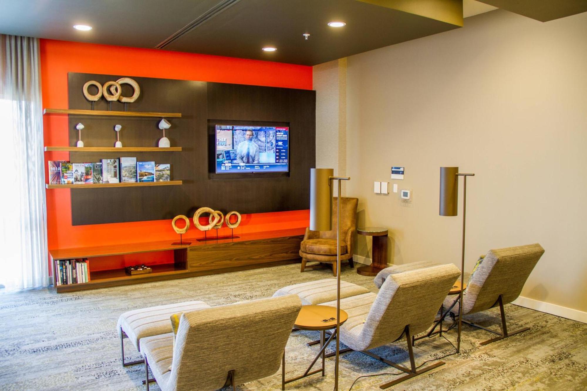 Courtyard By Marriott Walton Beach-west Destin 3*
