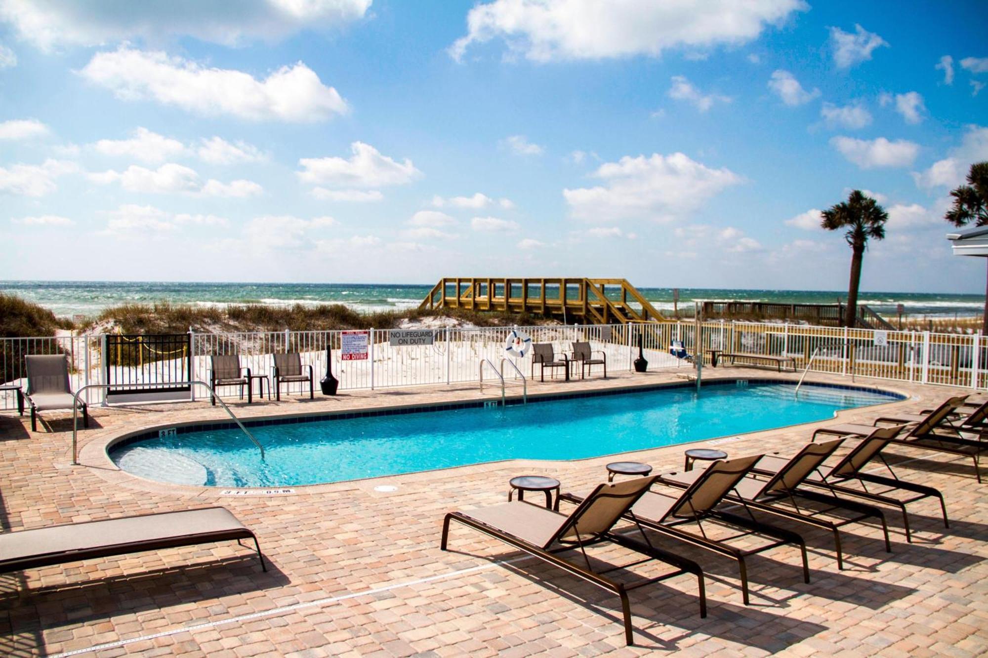 Courtyard By Marriott Walton Beach-west Destin Hotel 3*