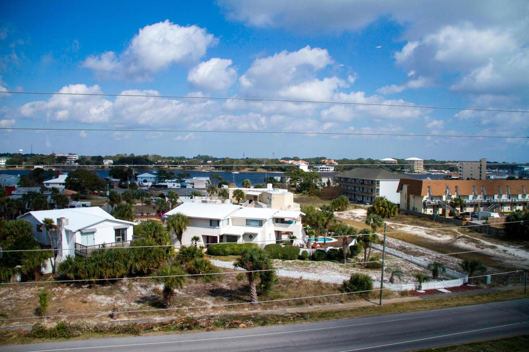 Courtyard By Marriott Walton Beach-west Destin 3*