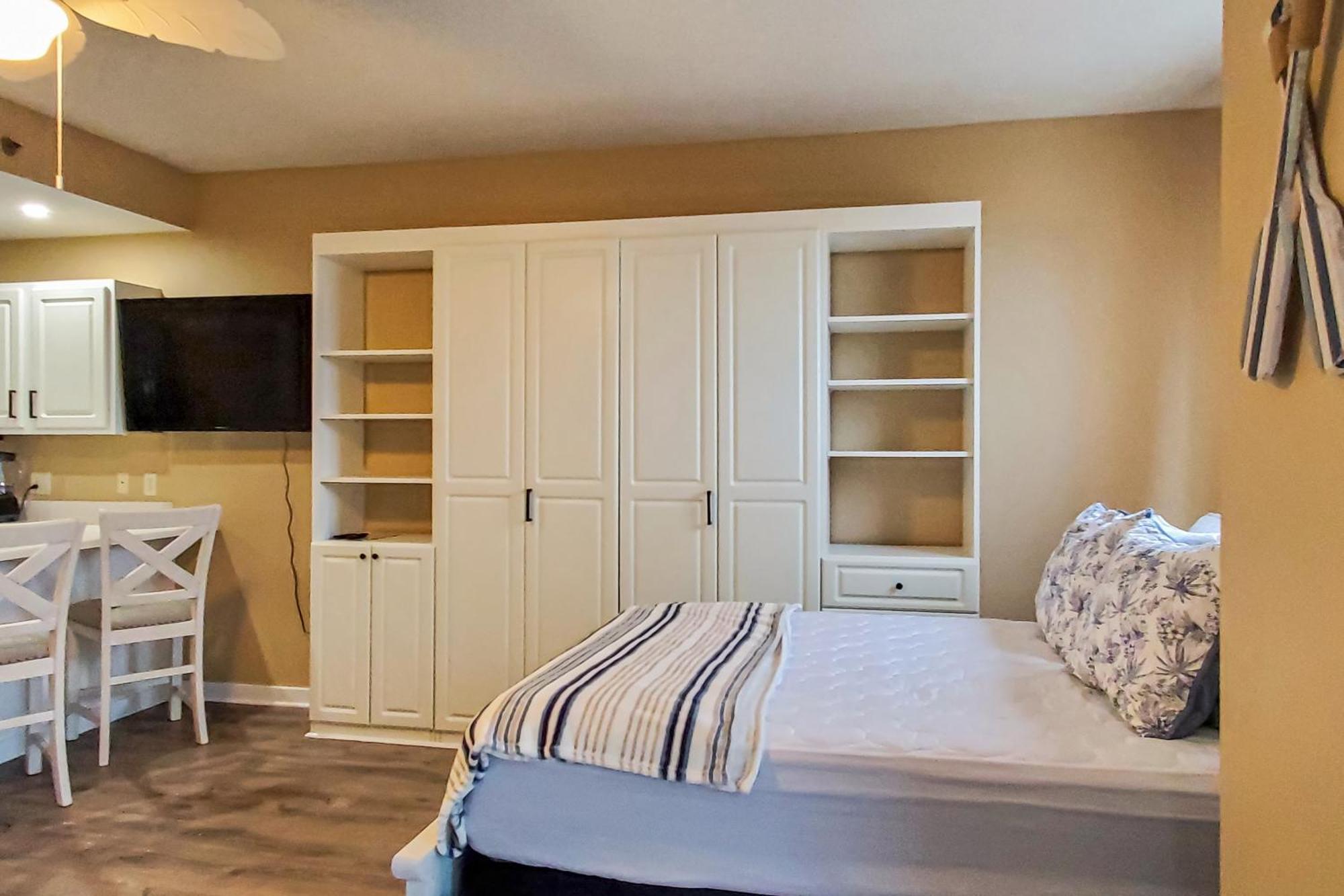 Apartment Palm Court Yacht Club 312 - Master