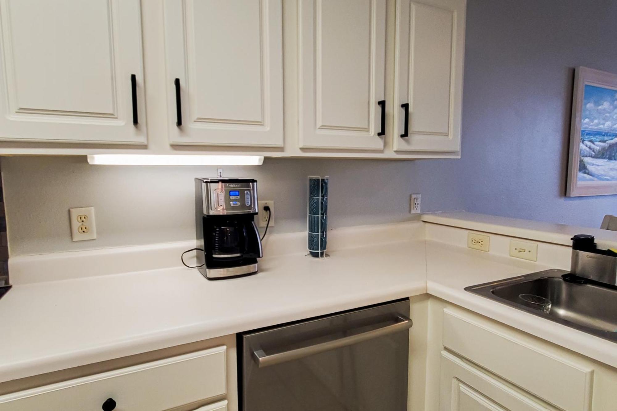 Palm Court Yacht Club 312 - Master * Fort Walton Beach