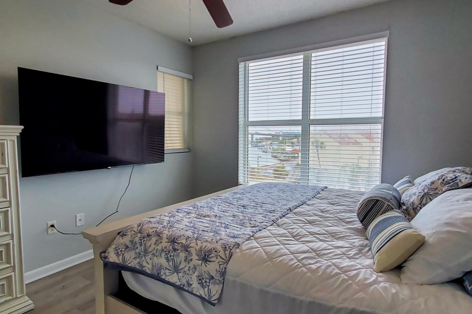 Palm Court Yacht Club 312 - Master Apartment Fort Walton Beach