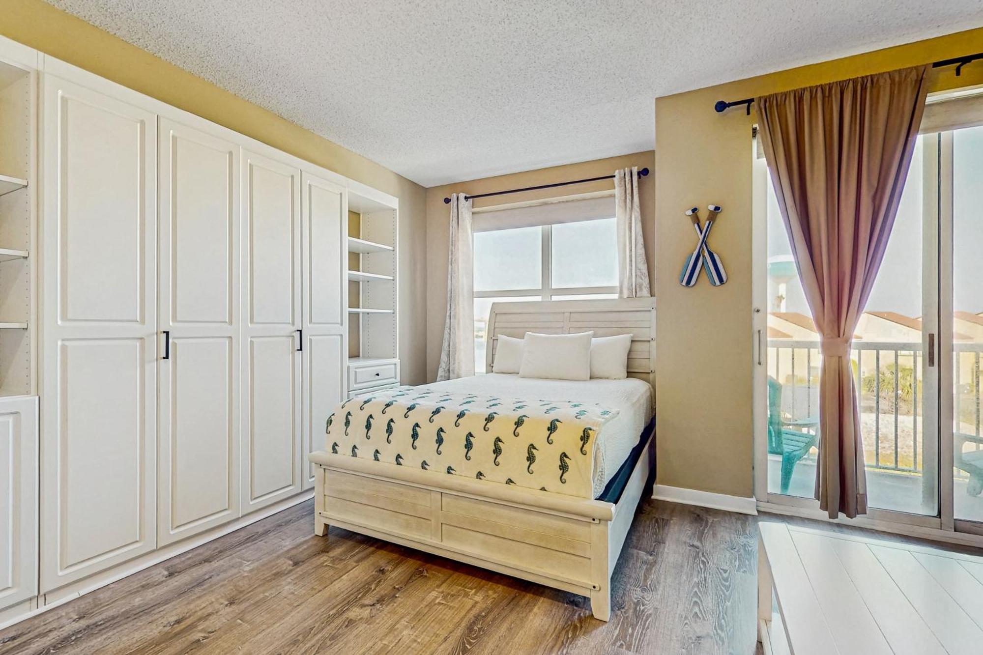 Palm Court Yacht Club 312 - Master Apartment Fort Walton Beach
