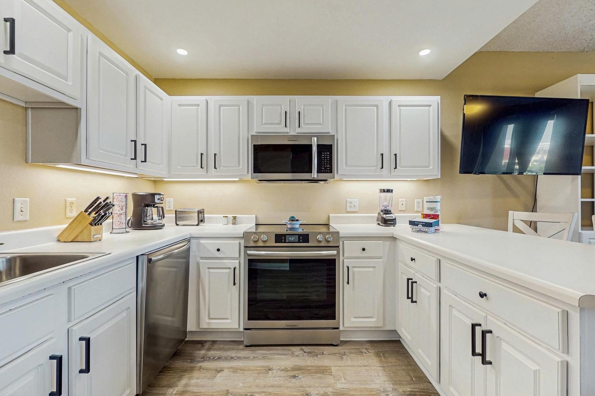 Apartment Palm Court Yacht Club 312 - Master *