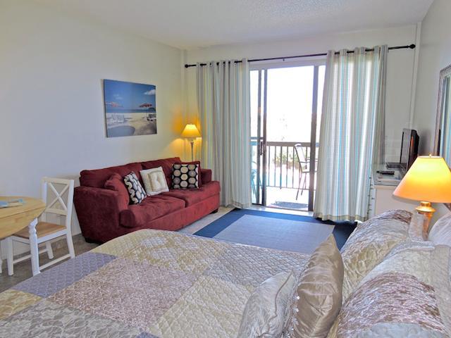 Hotel Pirates Bay Guest Chambers And Marina Fort Walton Beach