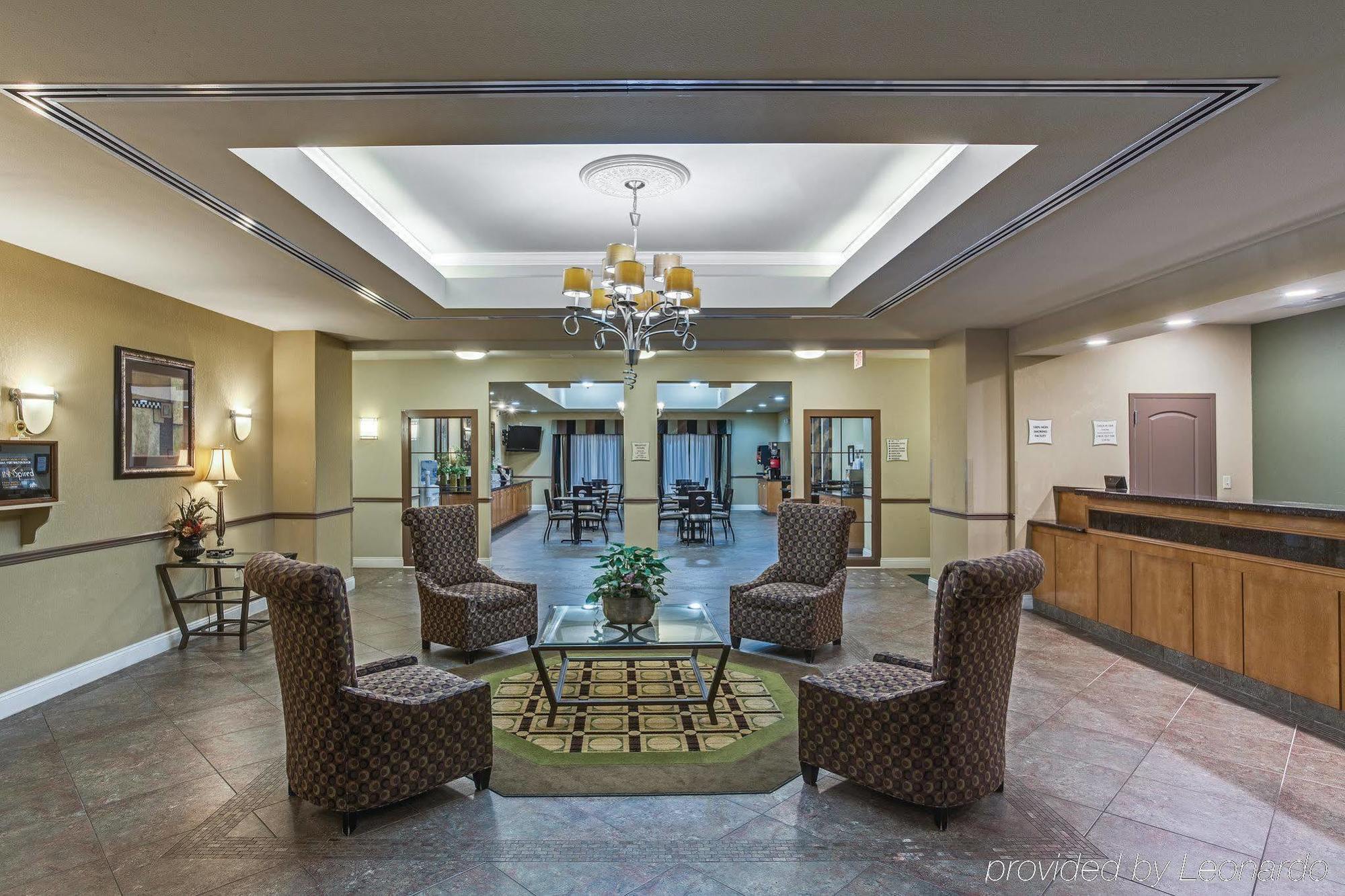 La Quinta By Wyndham Walton 3*