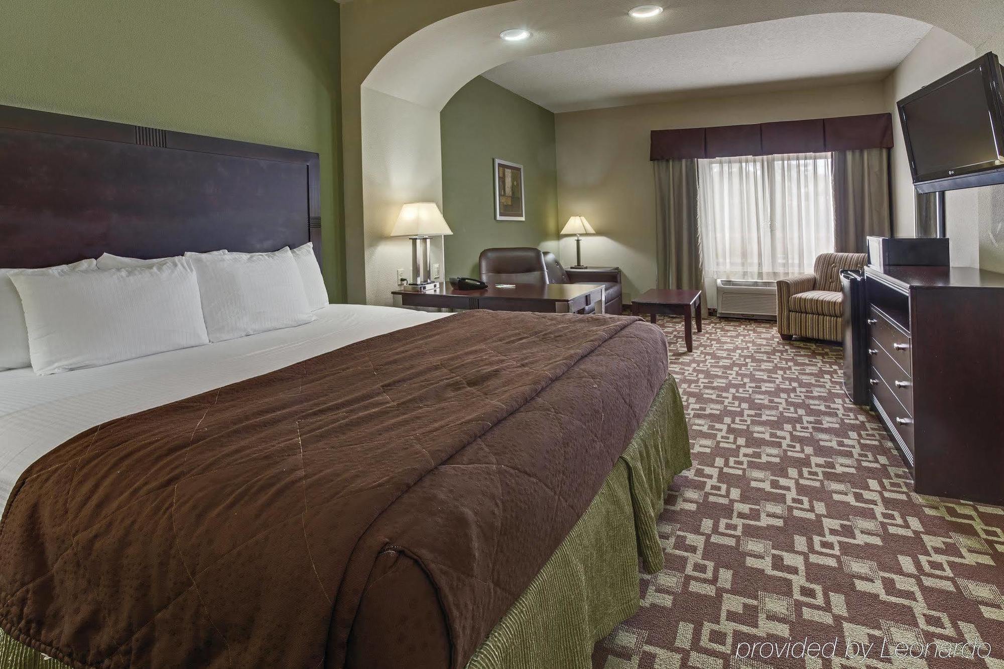 La Quinta By Wyndham Walton 3*