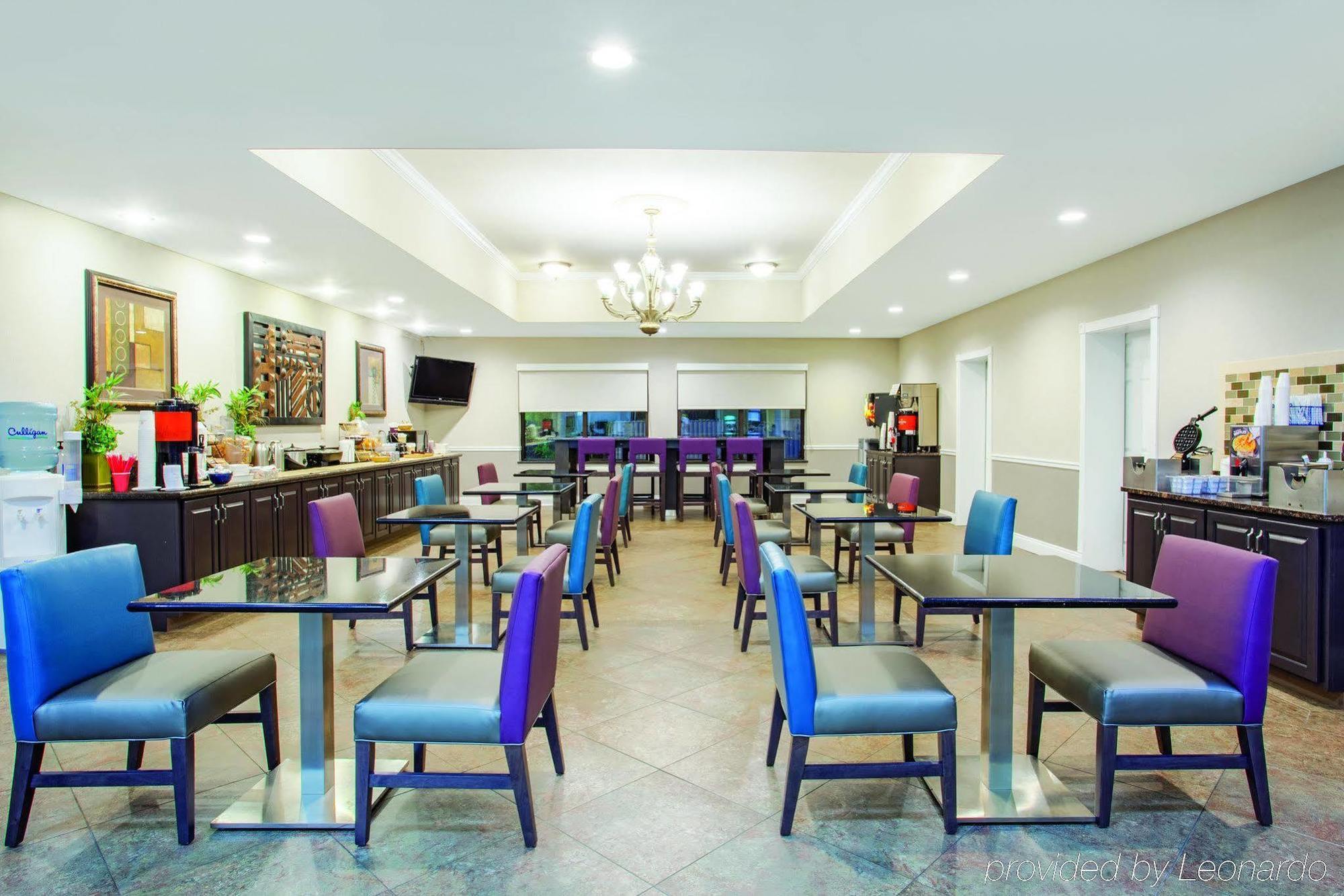 La Quinta By Wyndham Walton 3*