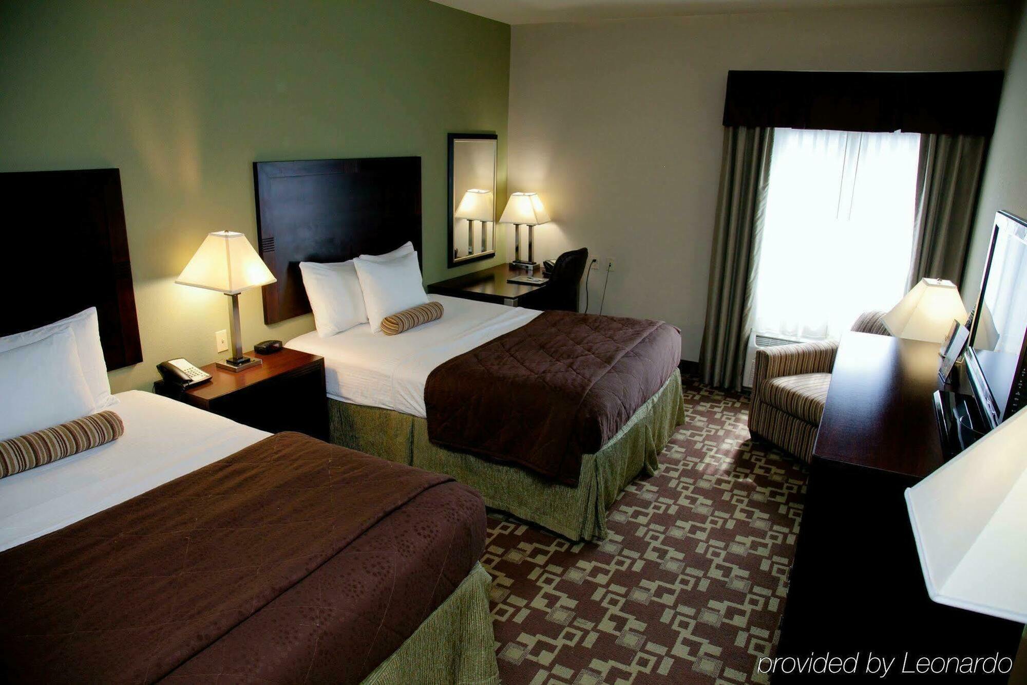 Hotel La Quinta By Wyndham Walton 3*